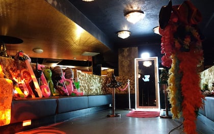 Capture the Spotlight: Elevate Your Event with Black Magic Mirrors Photobooth Hire Capture the Spotlight: Elevate Your Event with Black Magic Mirrors Photobooth Hire