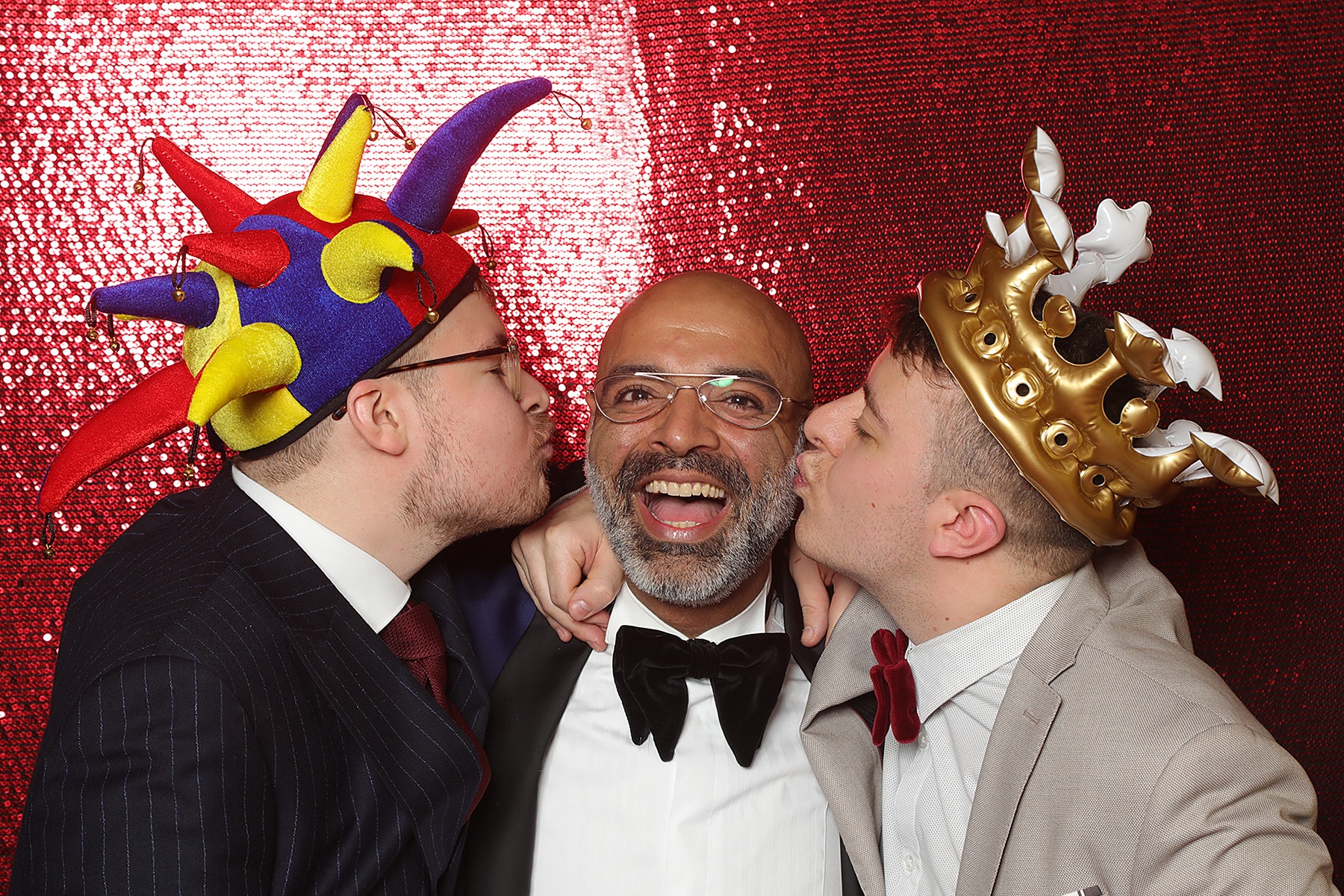 Professional Studio-Style Open Photo Booth For Any Occasion