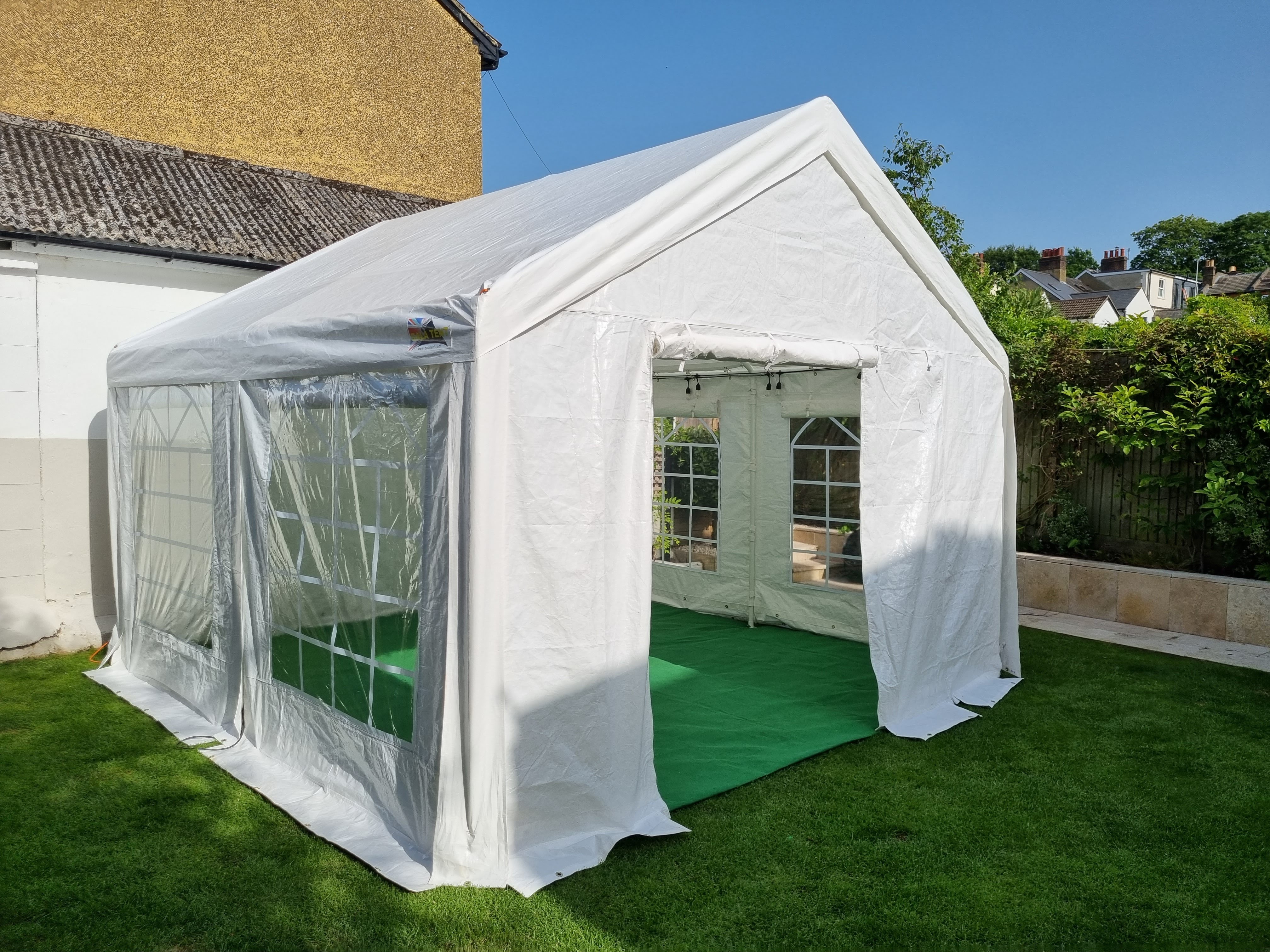 Luxury White Tent Marquee Hire 4m x 4m