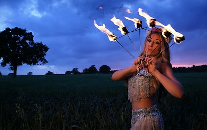 Amaze Your Guests with Freestyle Fire Performances