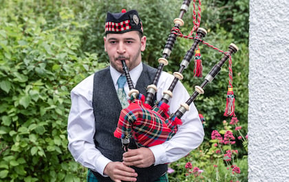 Hector Munro Bringing Traditional Celtic Music to Your Event