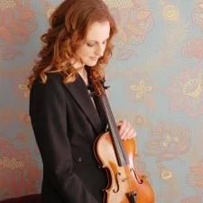 Mary Young Violinist