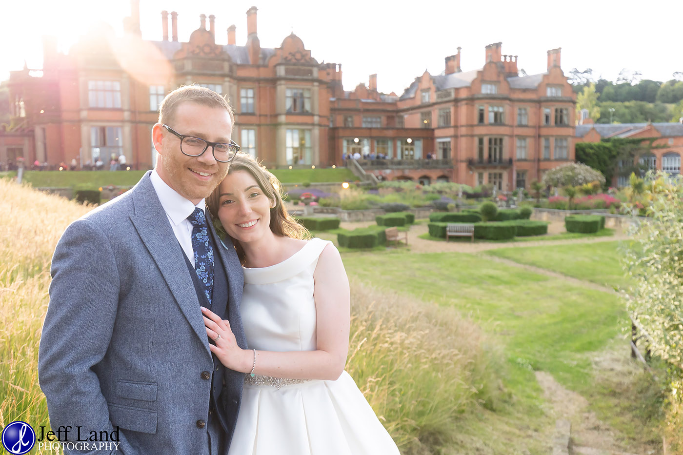 Outsanding Wedding Photographer based in Stratford upon Avon