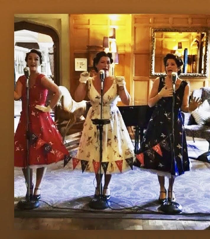 'The Hummingbirds' Perform Modern-Vintage Swing