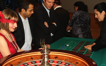 Create Your Own Las Vegas with Roulette Table