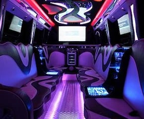 Professional Chauffeur Prom Limousine So You Can Arrive In Style