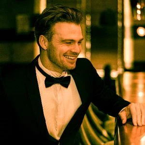 The King Of Swing - Chris James