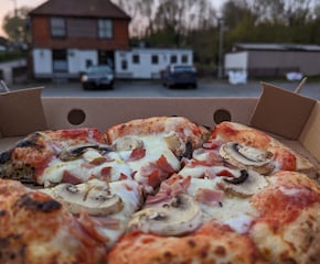 Fantastic Pizza, No Matter the Location!