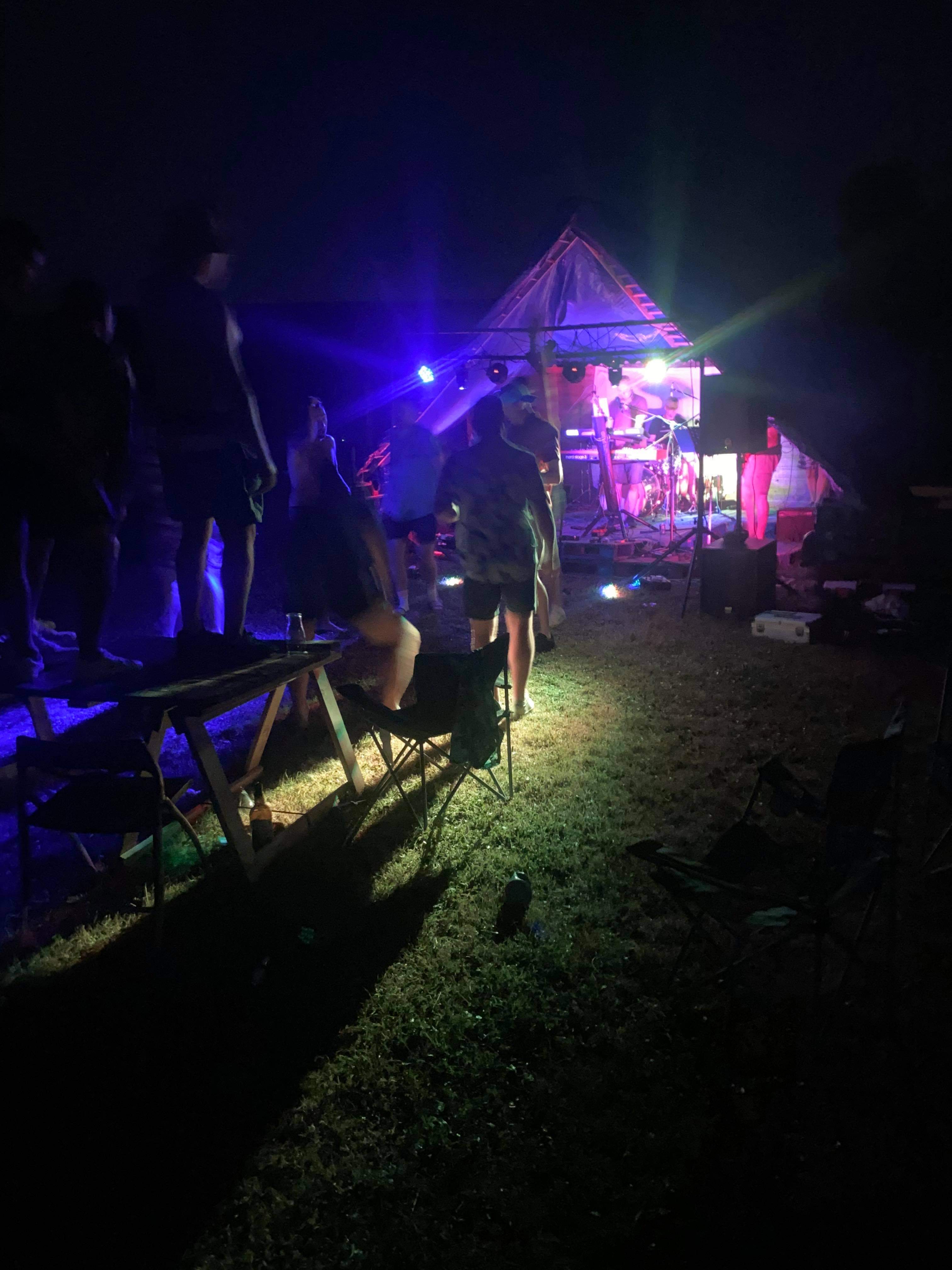 'Nota' Playing Rock Hits Through the Ages