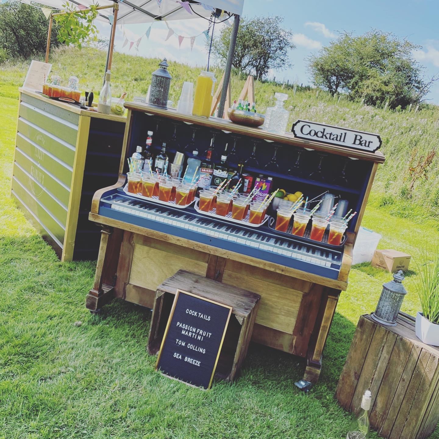 Real Statement with 'Terrence' Piano Bar