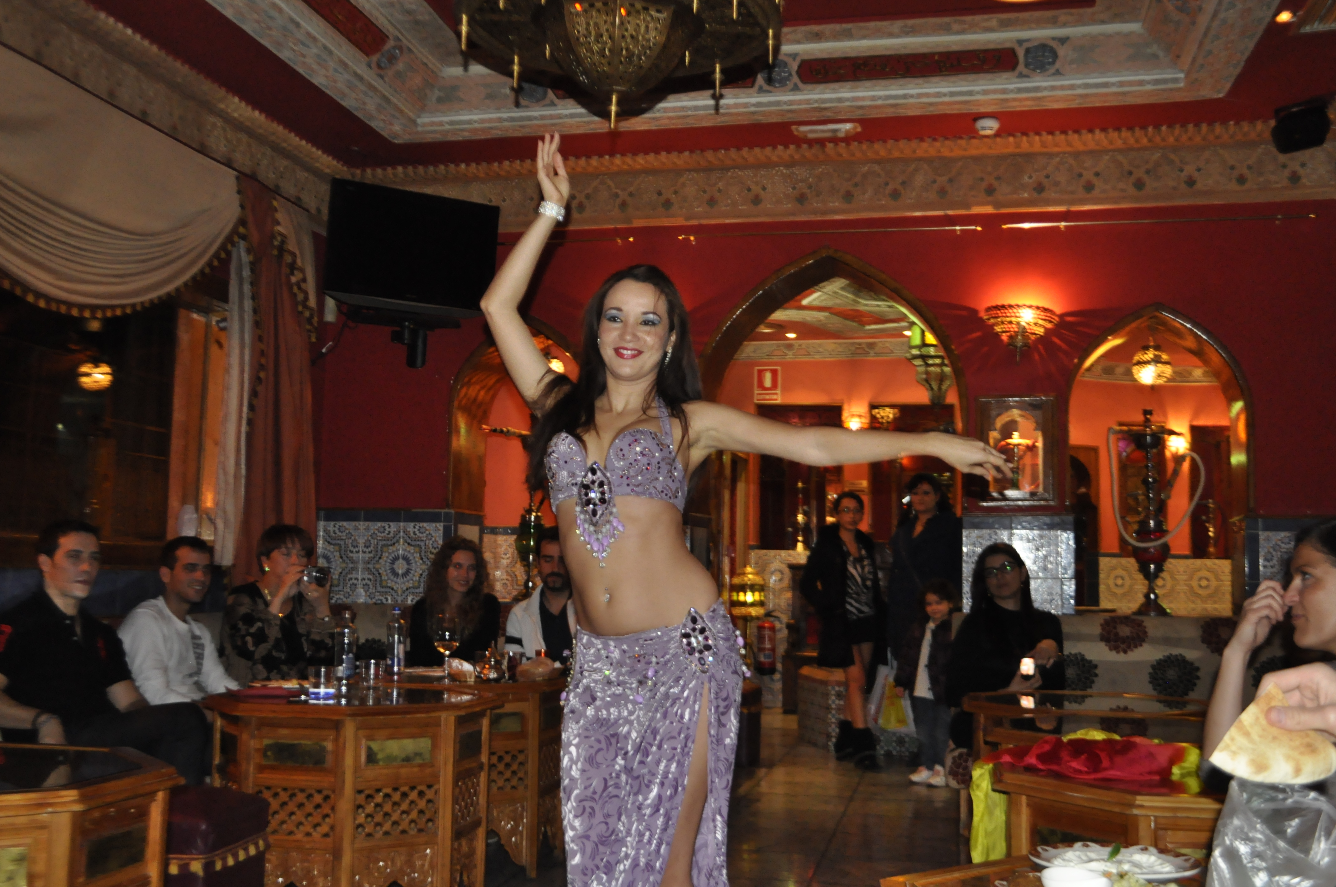 Elegant & Engaging Belly Dance Show
