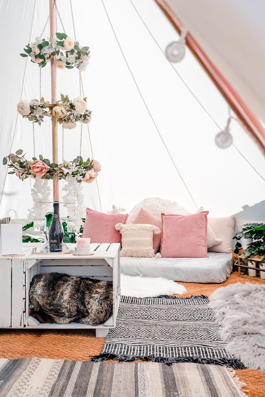 5-Meter Chill Out Bell Tent Lounge