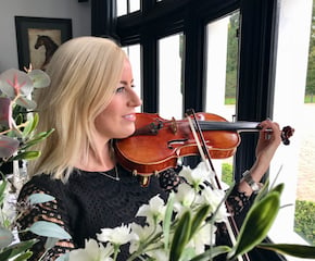 Hayley Pomfrett Plays Elegant & Modern Violin Music