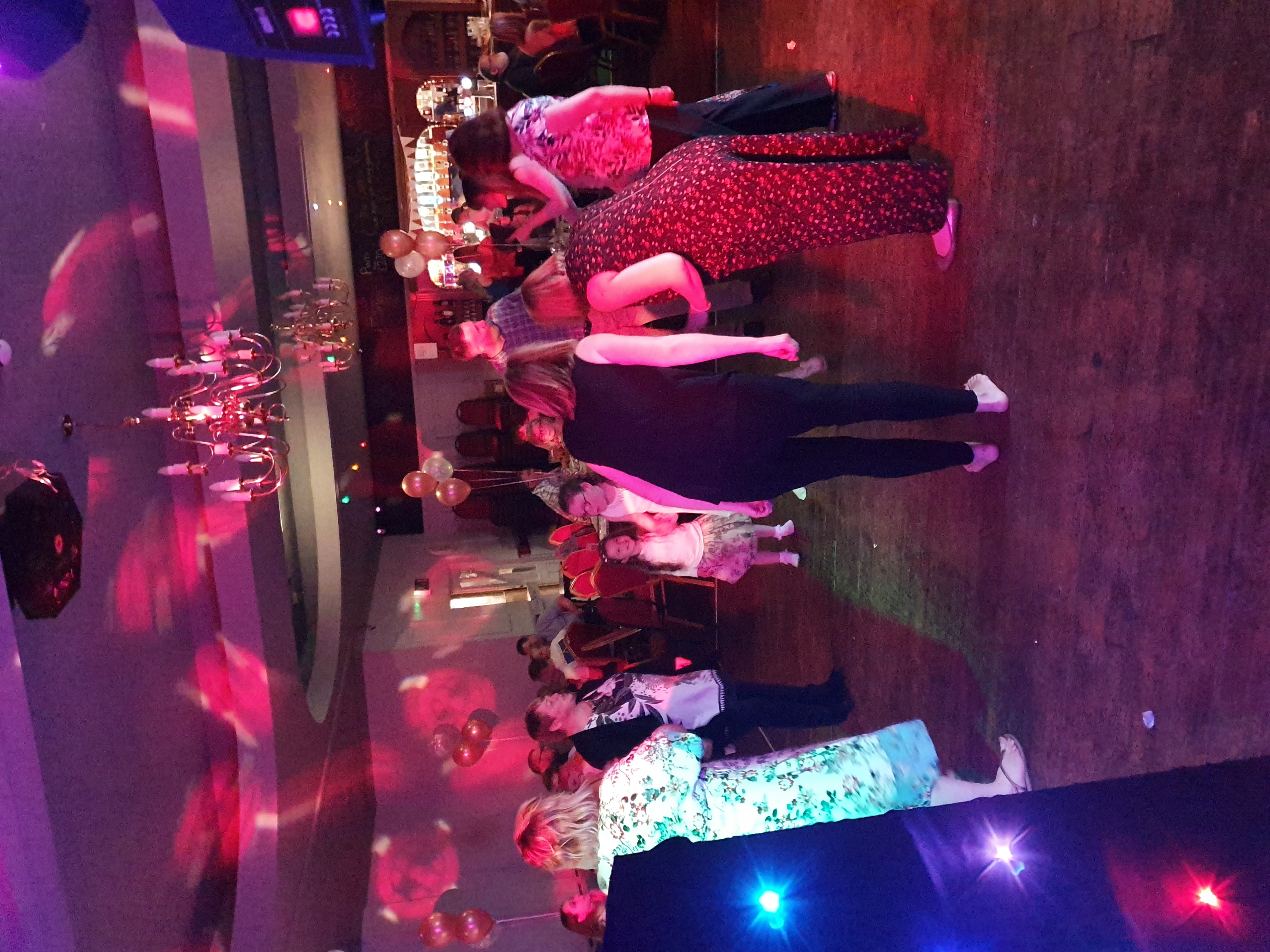 Experienced and Reliable DJ & Mobile Disco