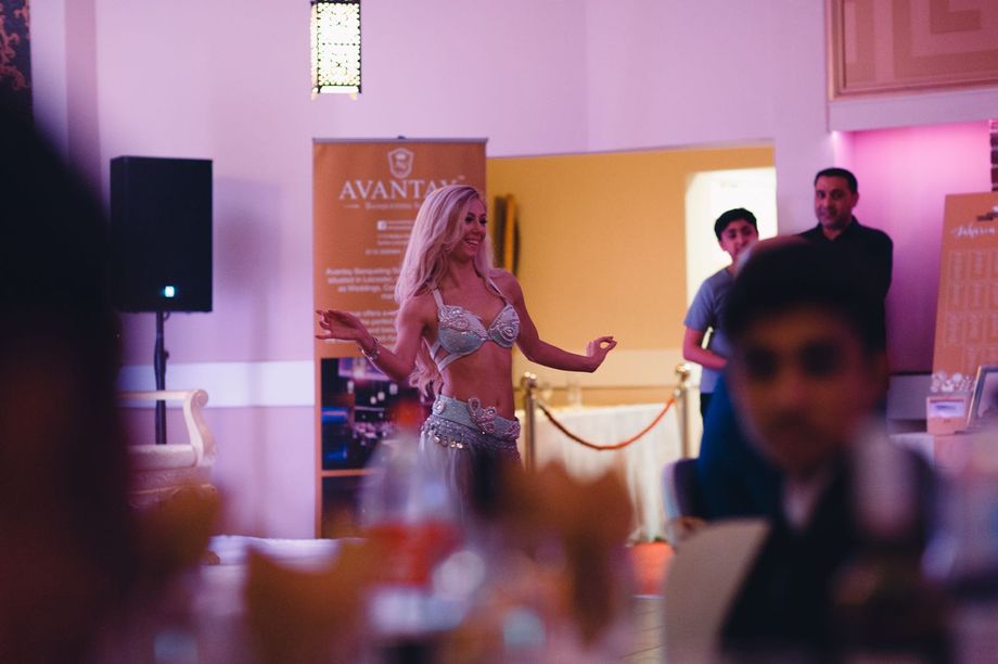 Stunning Belly Dance Show Bringing A Taste Of The Middle East