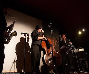 'Frankly Jazz' Play the Best Swing & Jive