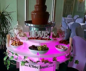 Chocolate Fountain with 10 Dippings