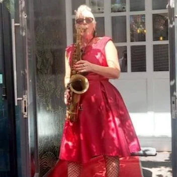 Beverley Chadwick Saxophonist