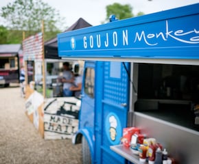 Delicious Hand-Prepared Goujons from Vintage Food Truck