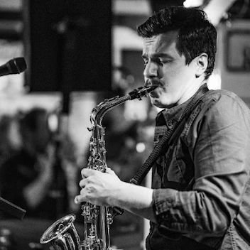 Alexander Jazz Saxophonist