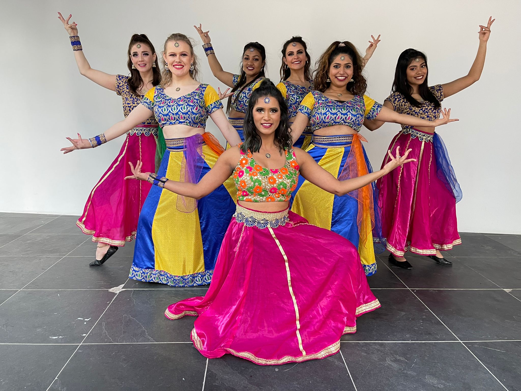 Bollywood Dance Show Topped With Traditional Outfits & Peppy Music
