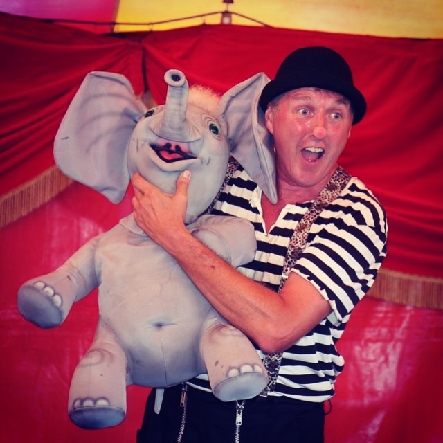 Awesome Circus Family Clown Show