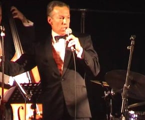 Fred will Bring Sinatra to the Stage