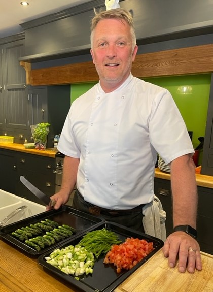 British BBQ With Locally Sourced Meats & Grilled King Prawns