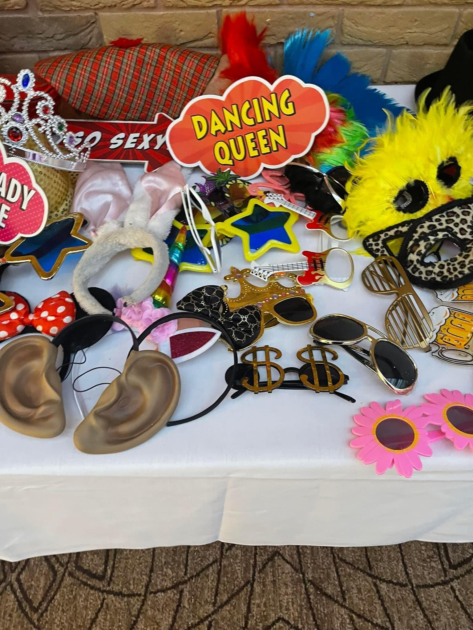 Chesterfield Style Enclosed Photo Booth with Fun Props