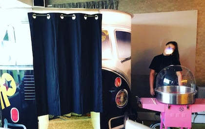 Enclosed Photo Booth Leaving Your Guests With A Lasting Memory