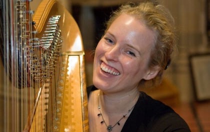 Beautiful Harp Music by Harriet Adie
