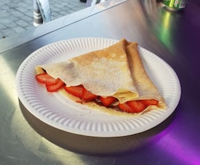 Sweet Crepes Served with Loads of Sauces & Toppings