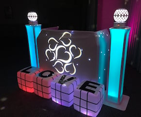 Professional Full Time DJ with Fantastic Light & Sound Show