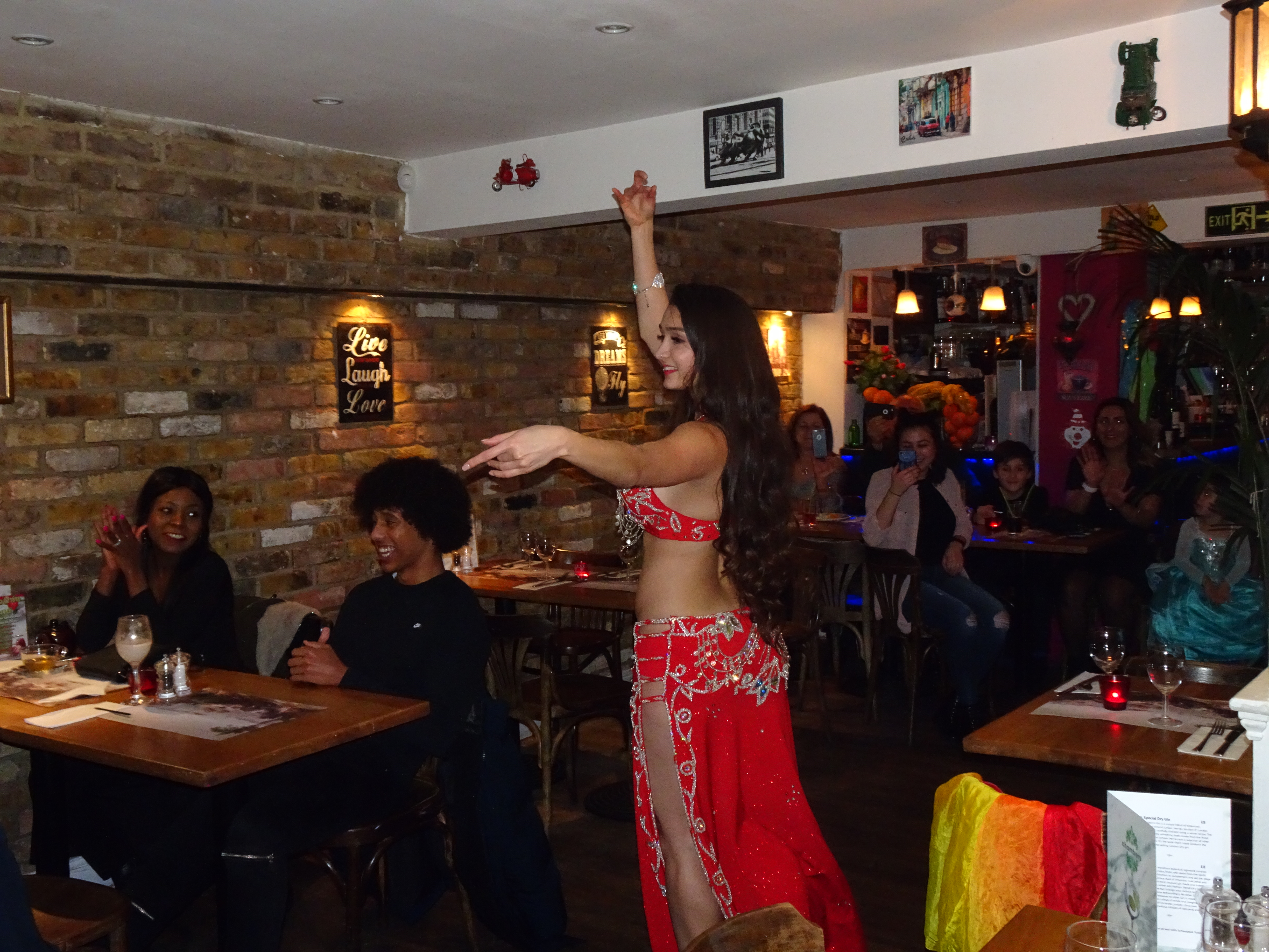 Experienced & Impressive Bellydancer