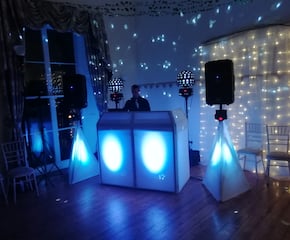 5-star Professional DJ with Full Setup & Lights,Laser,projected Message