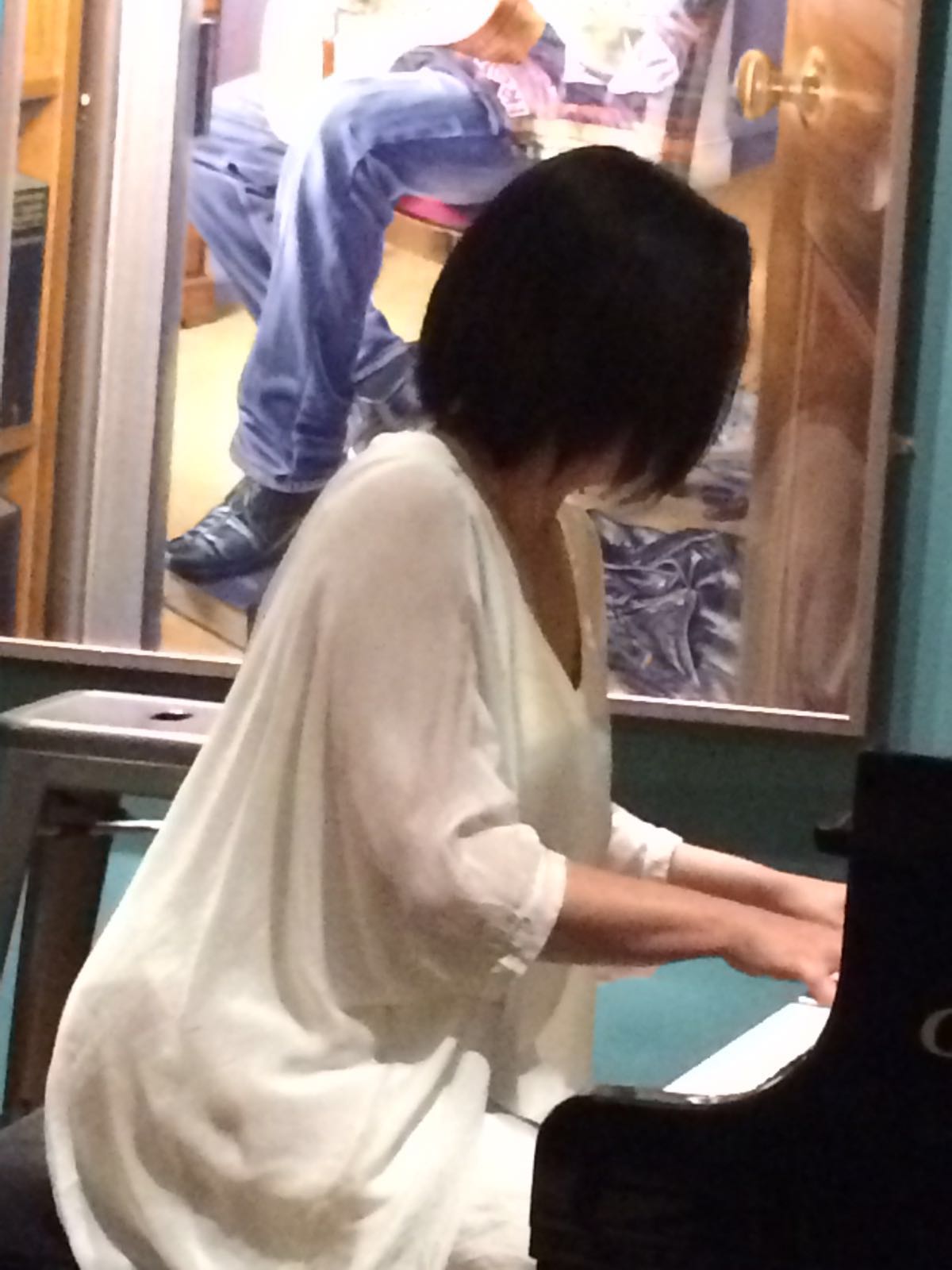 Maria Sun - Wedding & Event pianist