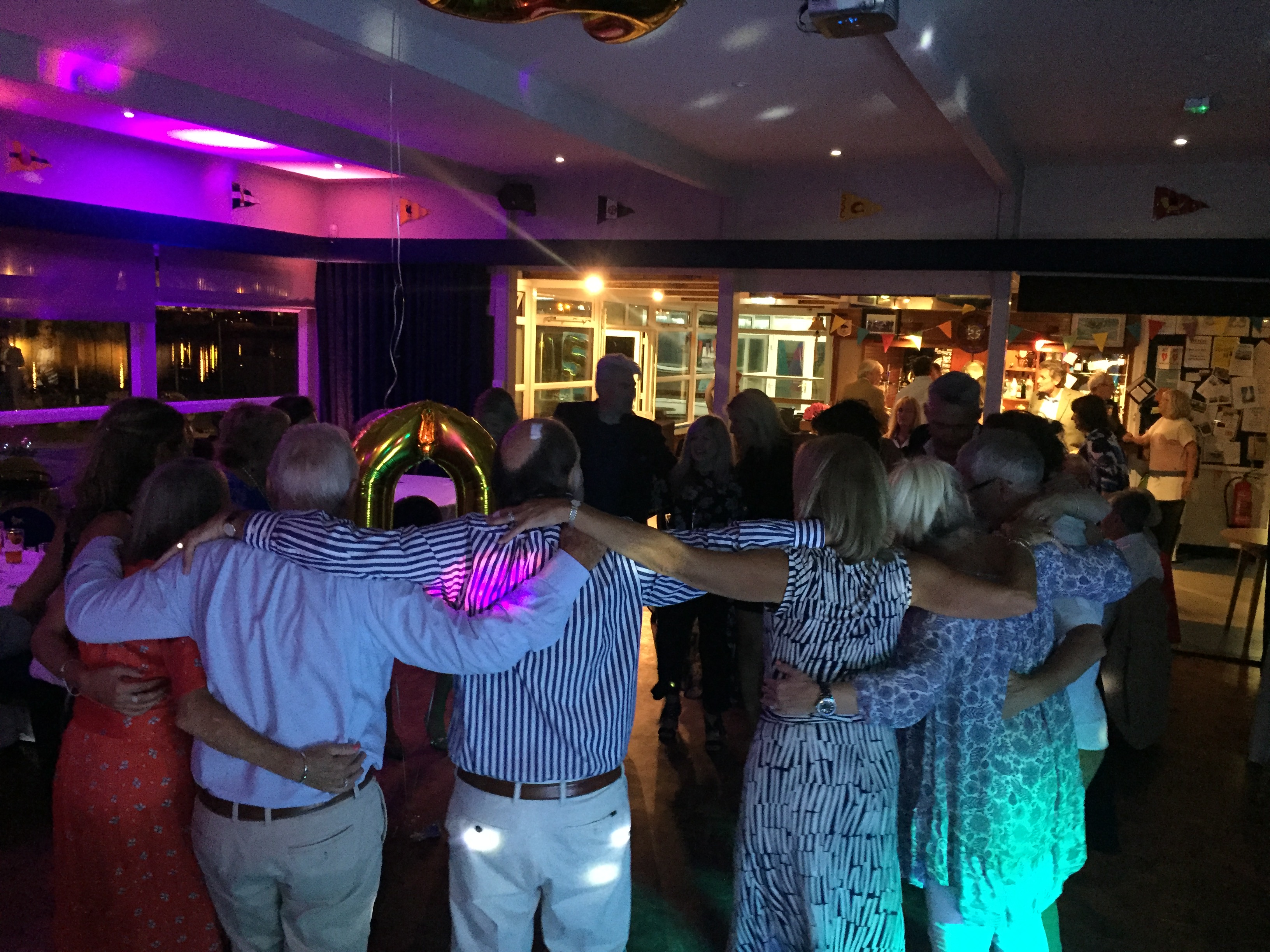 DJ Glynn Keep Your Dance Floor Flowing All Night