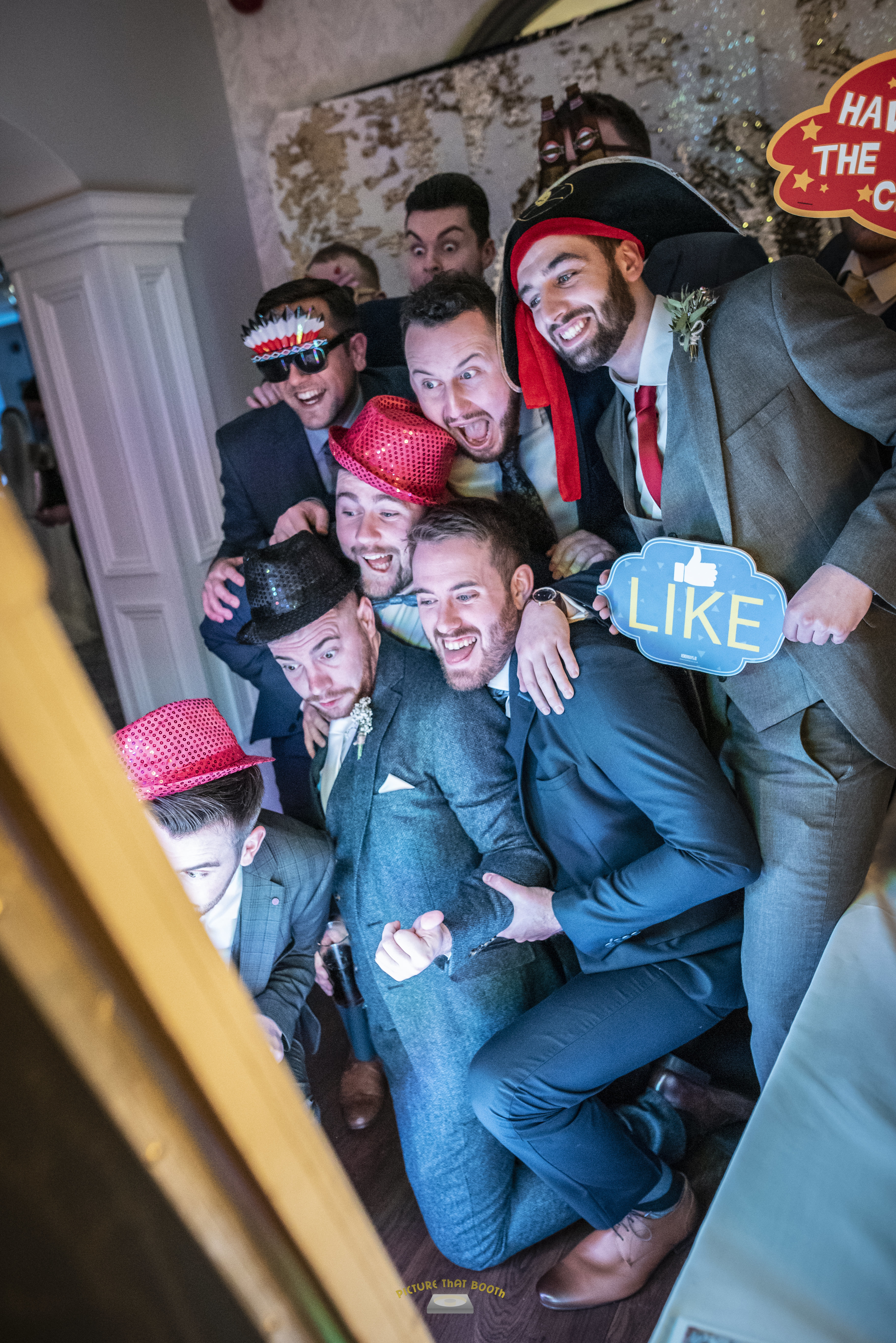 Magic Mirror with Perfect, Professional Flash Photography