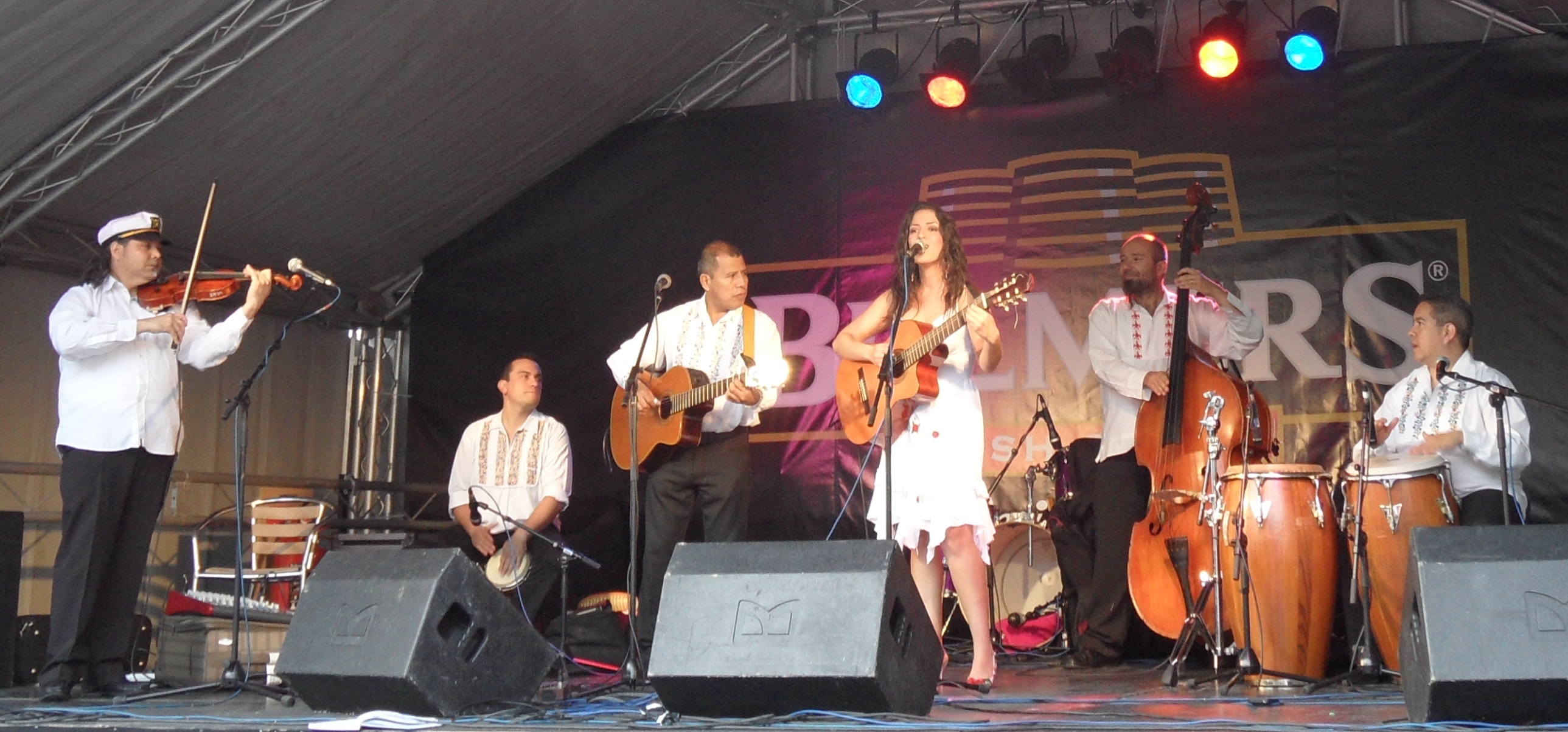 'Los Soneros' Your Best Choice of Latin-American Music