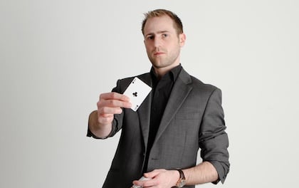 Rick Naylor - Specialist in Close-up Magic