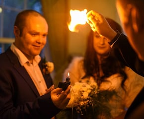Impress Your Guests with Jaw Dropping Magic of Darren Robinson