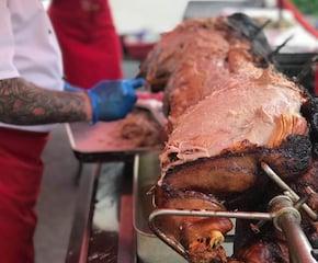 Mouth-Watering Full Size Pig Roast
