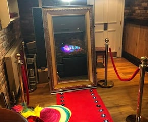 Amazing Magic Mirror with Props
