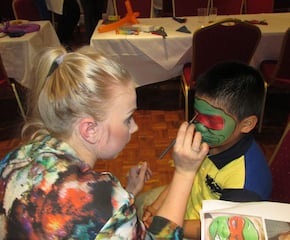 Interactive Balloons Modelling & Face Painting