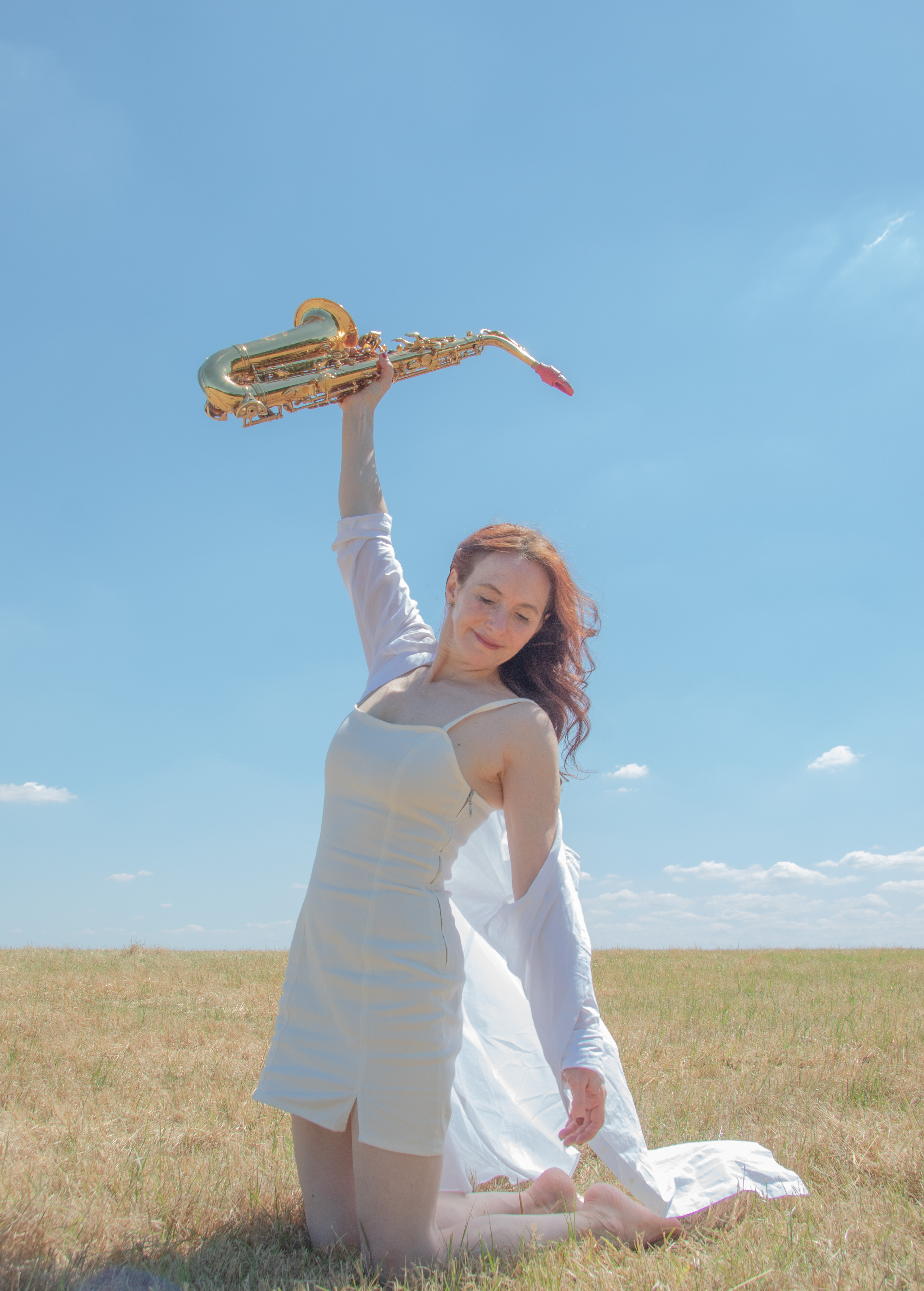 Dynamic Saxophonist Niki Sax Play a Range of Styles