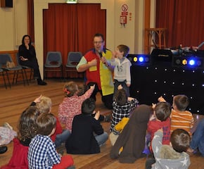 Kids Magic and Puppet Show