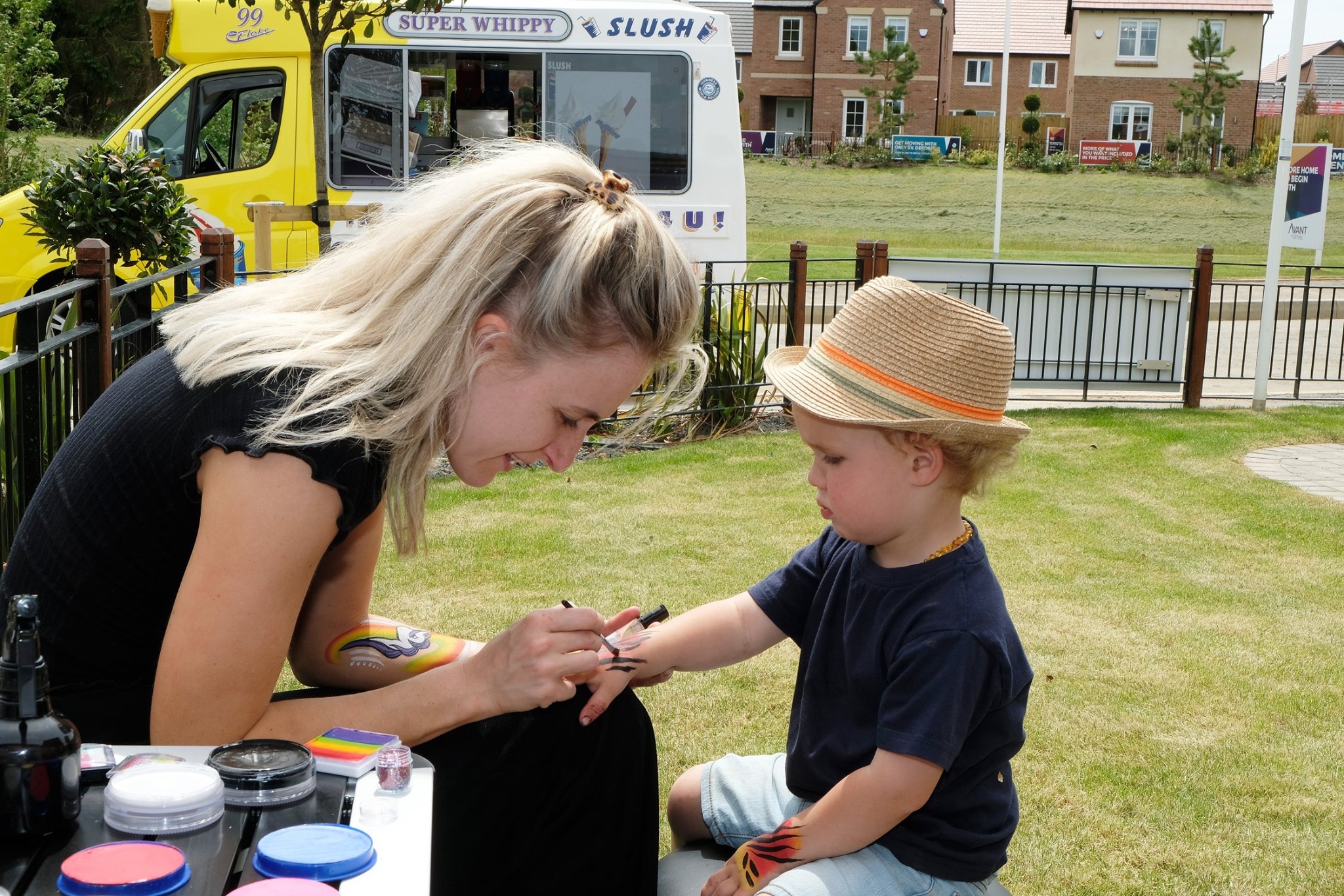 Friendly & Professional Facepainter