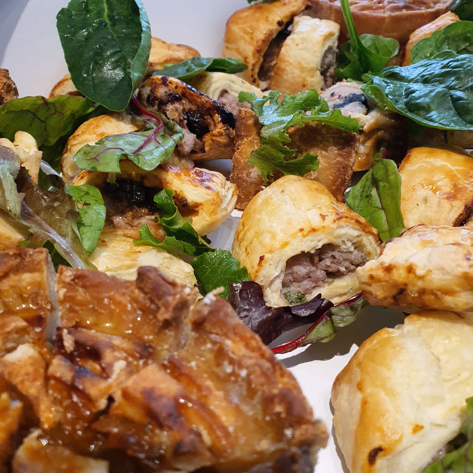 Nice & Simple Classic Cold Buffet Favourites