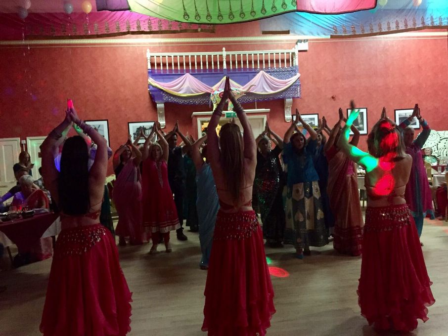 Bollywood Master Class For You To Look Like True Bollywood Stars