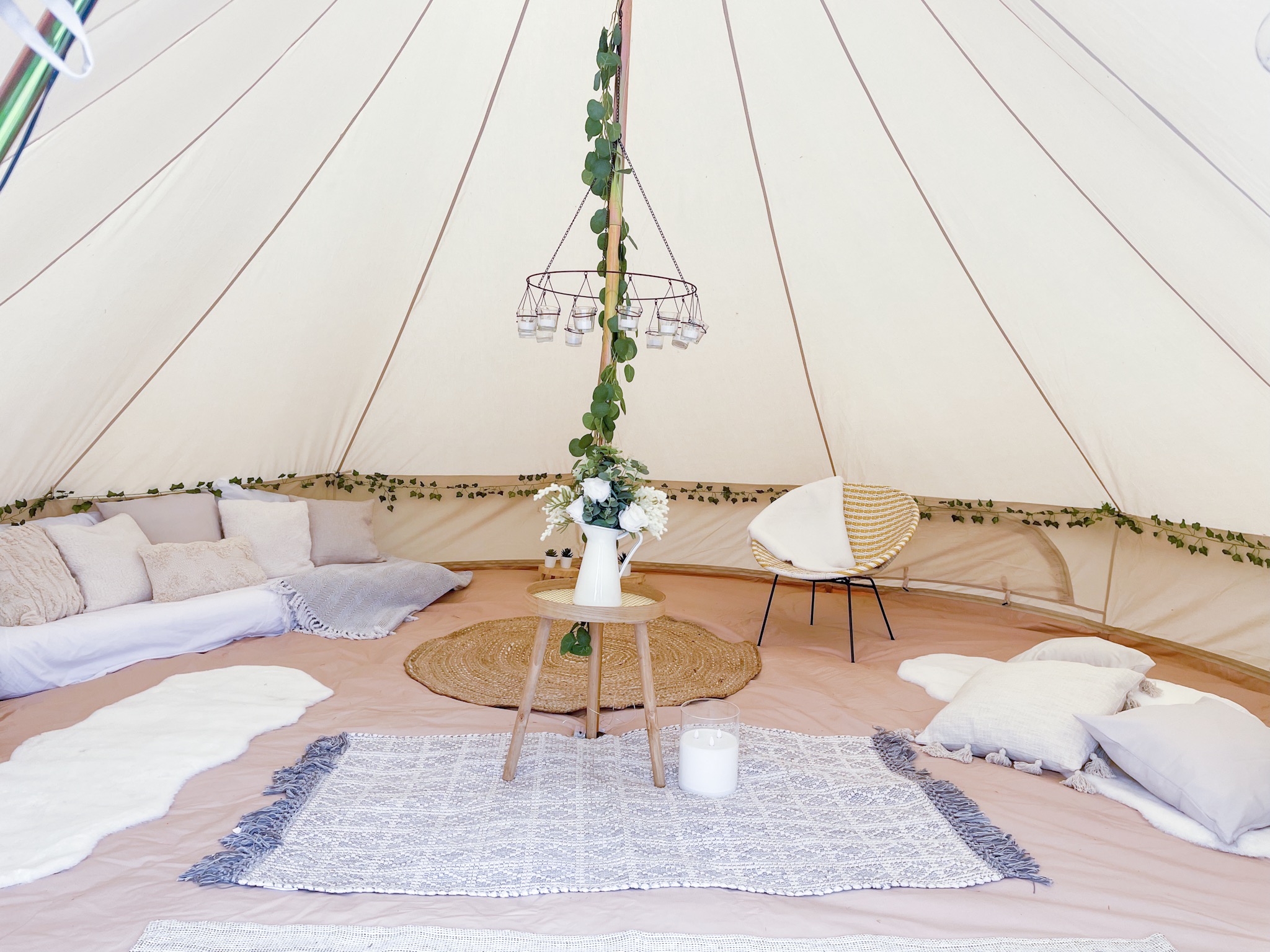 Luxury Bell Tent Relax Space